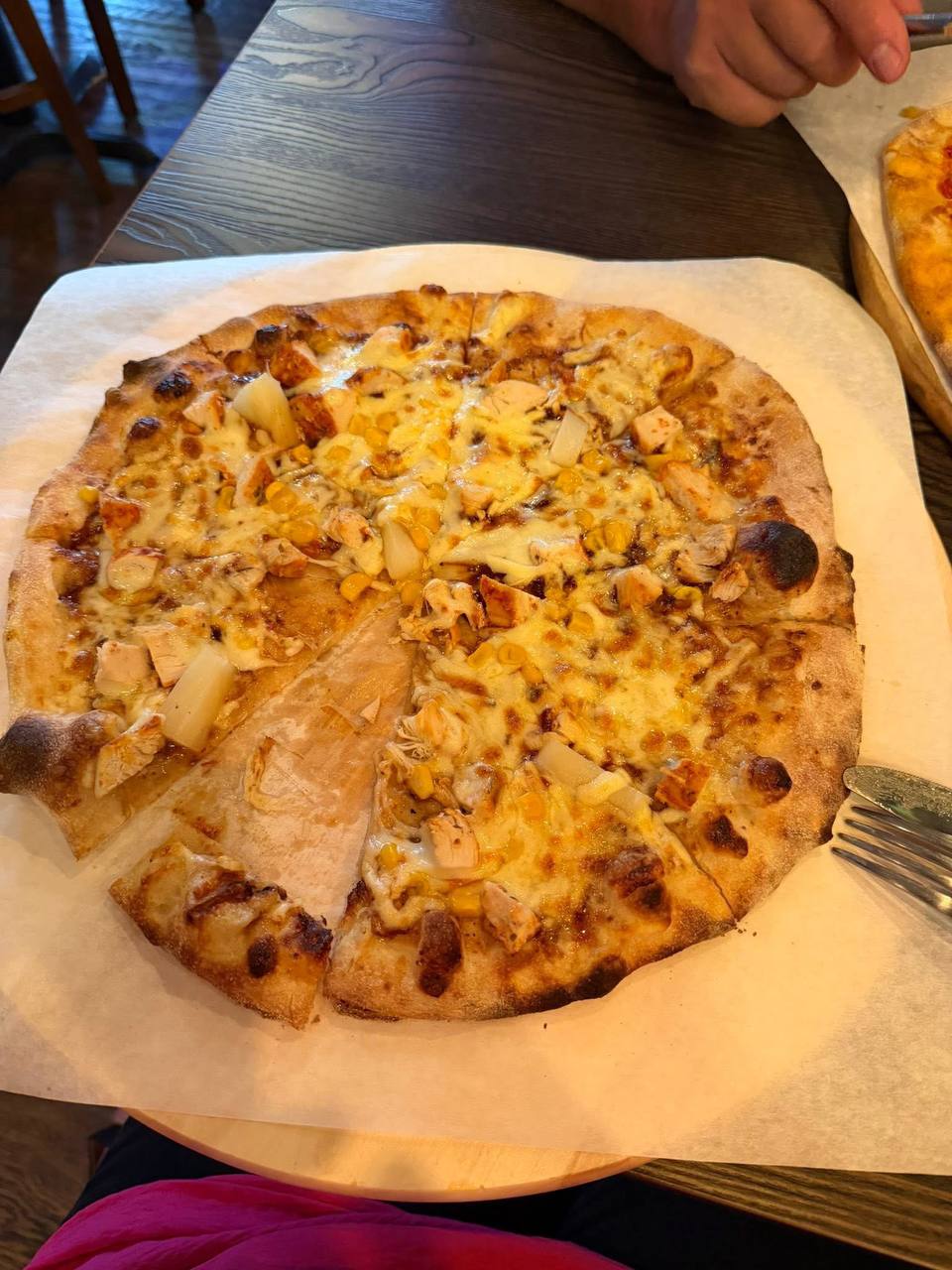 Chicken, sweetcorn and pineapple pizza at La Colina
