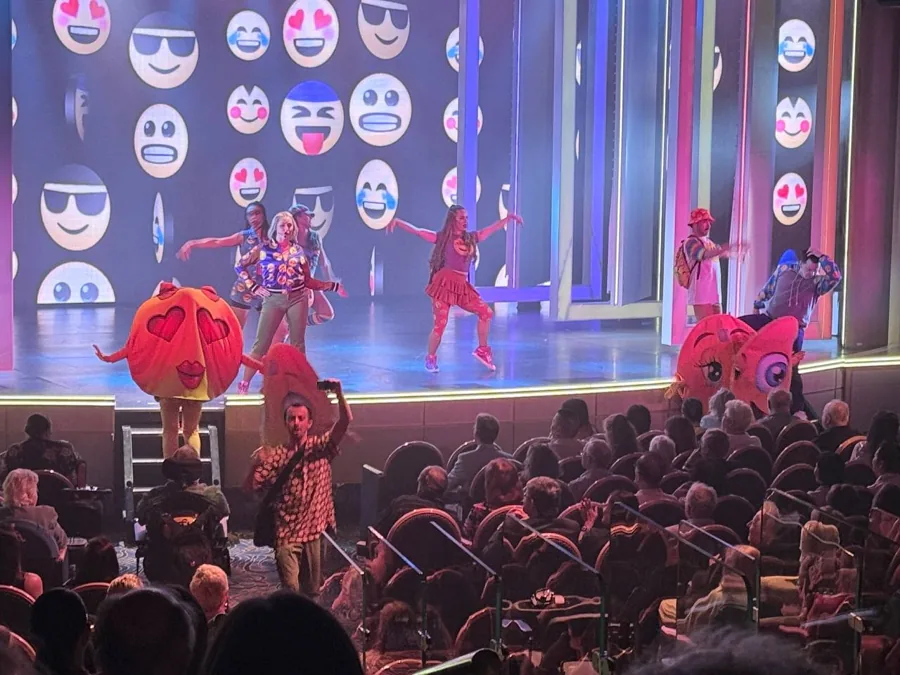 Show with costume characters and dancers